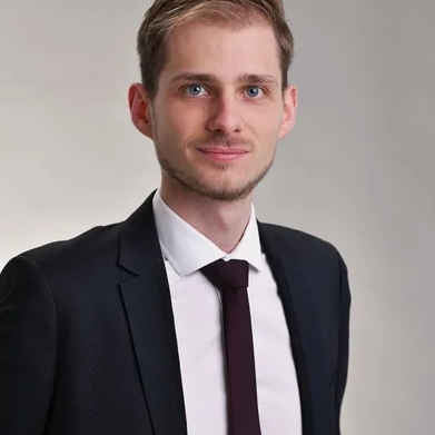 Aurélien Passaquay, Christie & Co